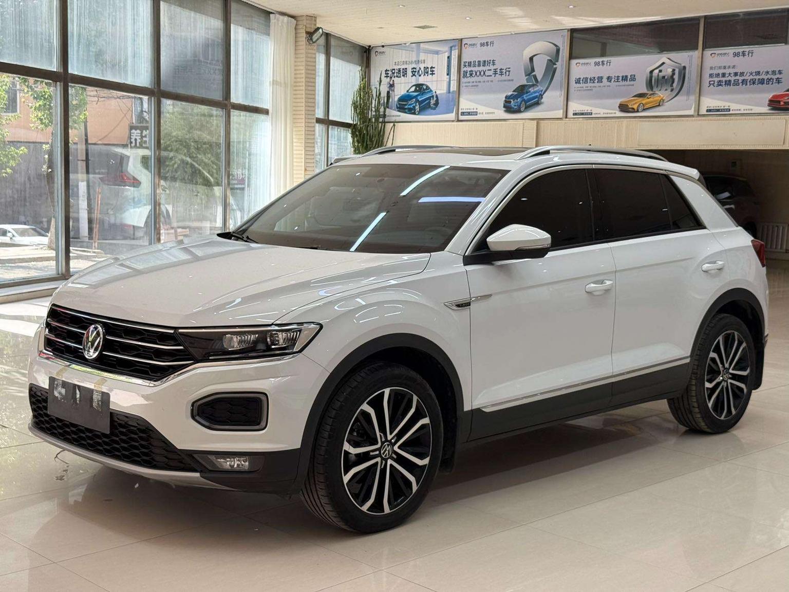 Volkswagen T-ROC 280TSI DSG 2WD Comfort Connect Edition 2022