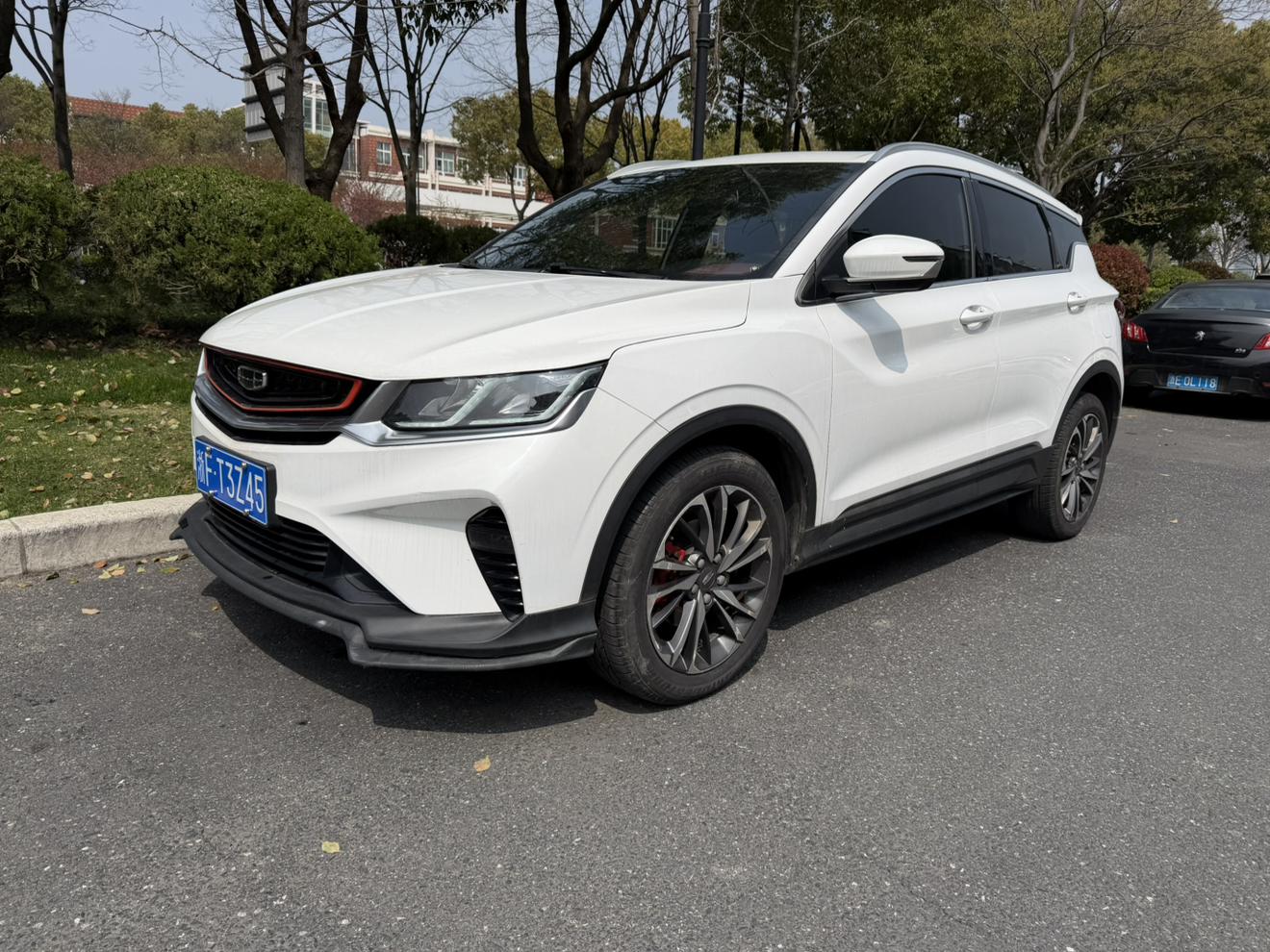 Geely Coolray 260T DCT Ranger China VI 2020