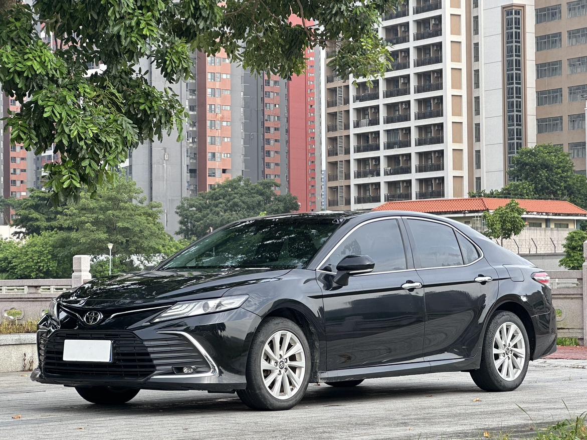 Toyota Camry 2.0G Luxury (2L) 2022