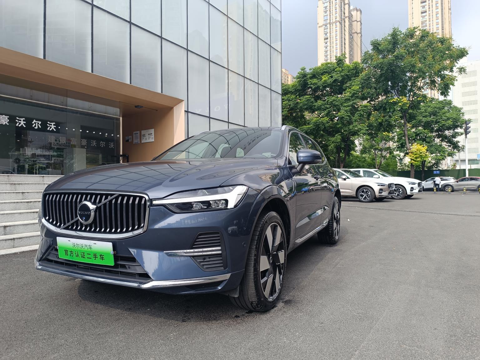 Volvo XC60-Phev T8 AWD Long Range Intelligent Premium Luxury 2024