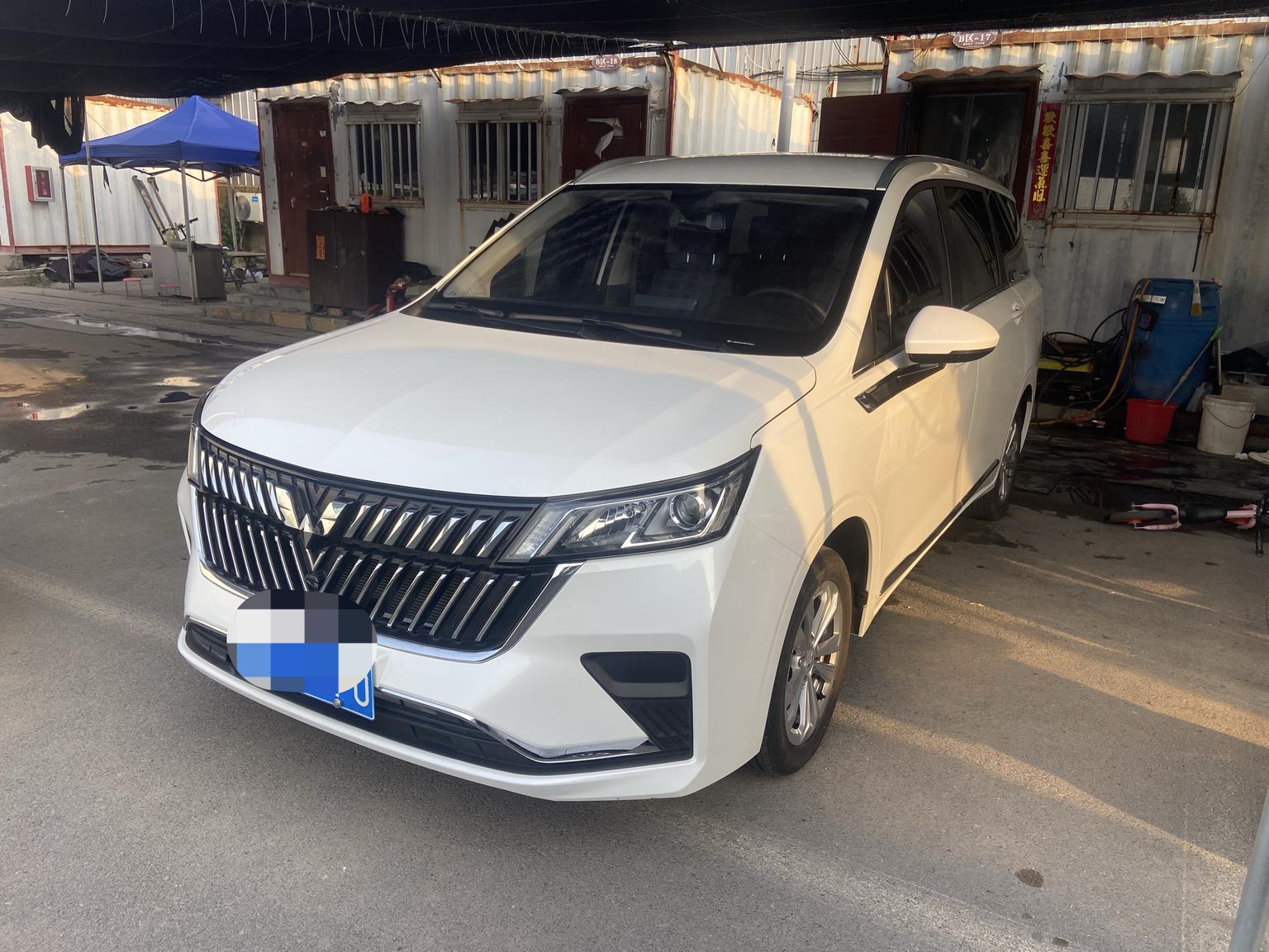 Wuling Jiachen 1.5L Manual Elite 2025