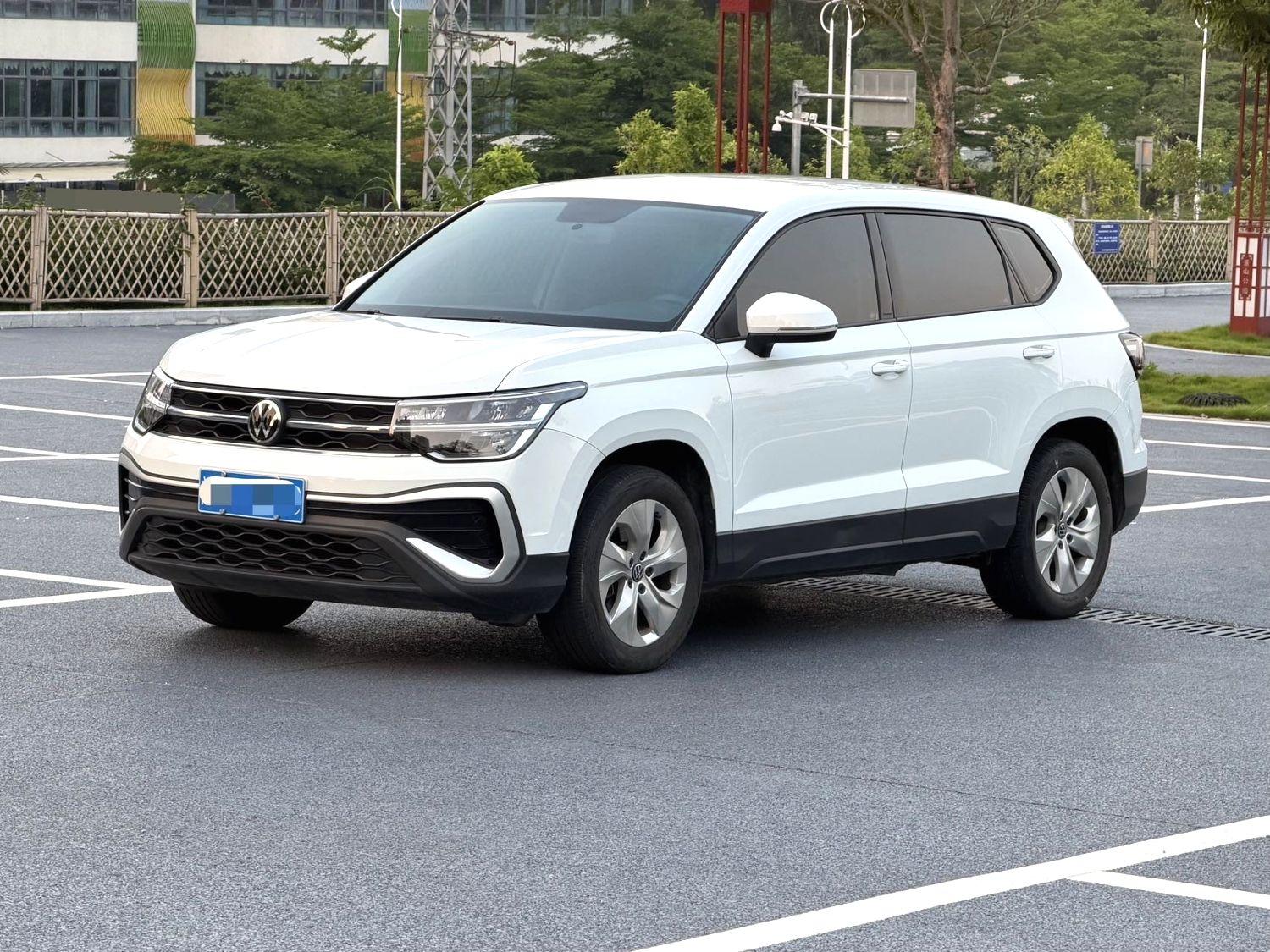Volkswagen Tharu 300TSI 2WD Crescent 2024