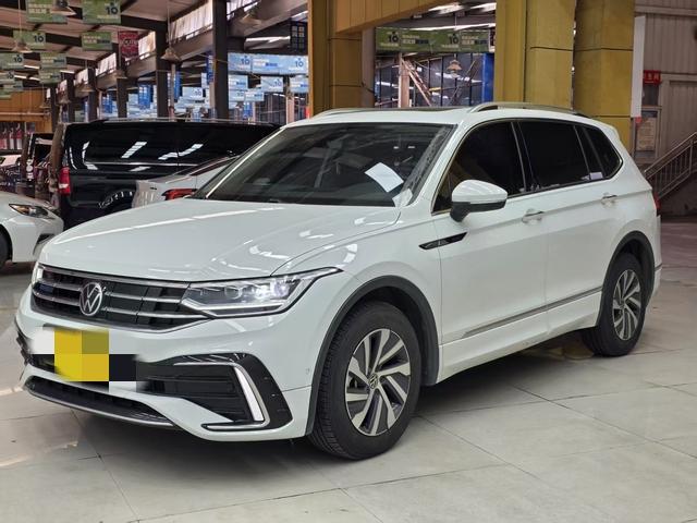 Volkswagen Tiguan-L 430 PHEV Premium (1.4L) 2024