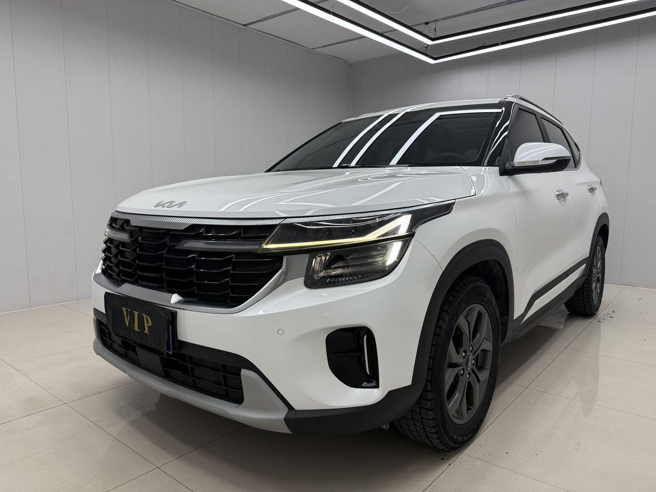 KIA Seltos 1.5L IVT Luxury 2023