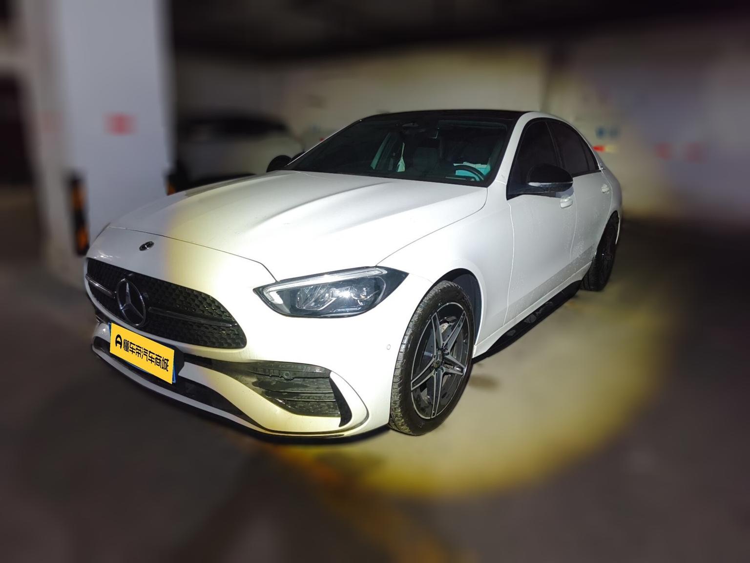 Mercedes Benz Class-C Night Sport 2024