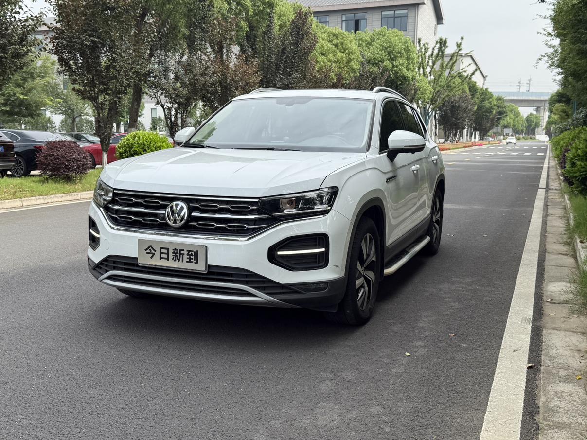 Volkswagen Tayron 330TSI Luxury Connect 2020