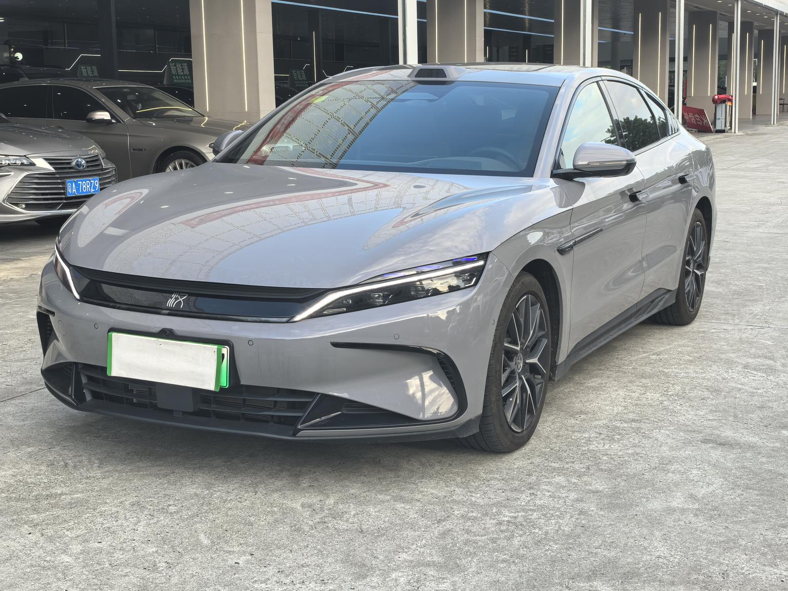 BYD HAN-DM DM-i 125km Intelligent Driving Glory 2025