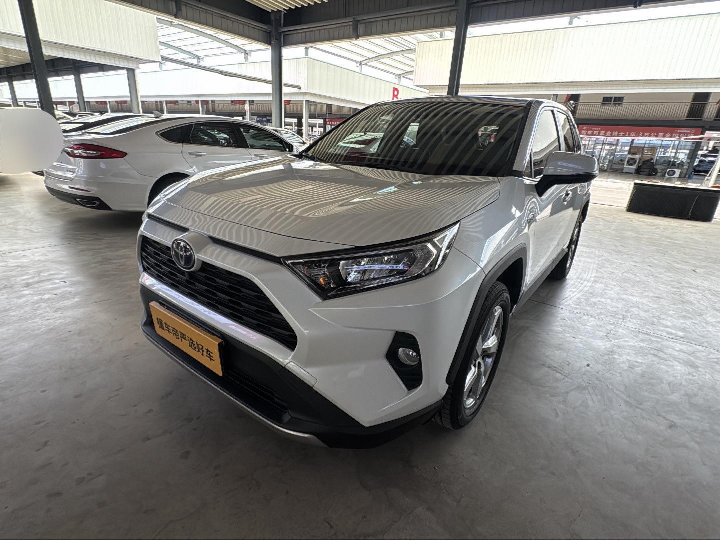 Toyota RAV4 2.5L CVT 2WD Elite (2.5L) 2022