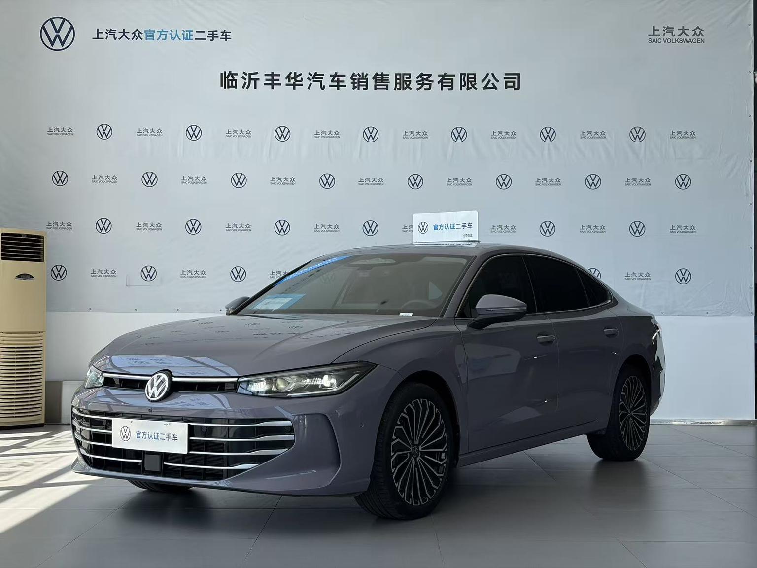 Volkswagen Passat 380TSI Dragon Premium 2024