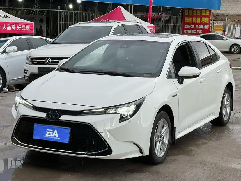 Toyota Levin 1.8H E-CVT Sport 2022