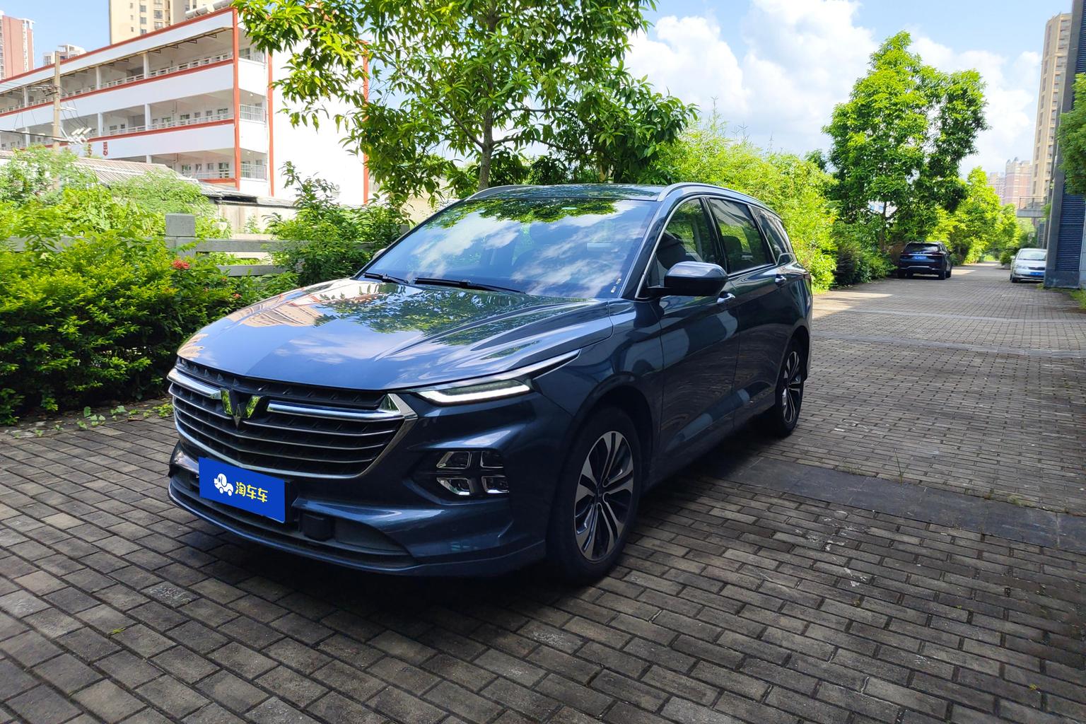 Wuling Victory Flagship CVT (1.5L) 2021