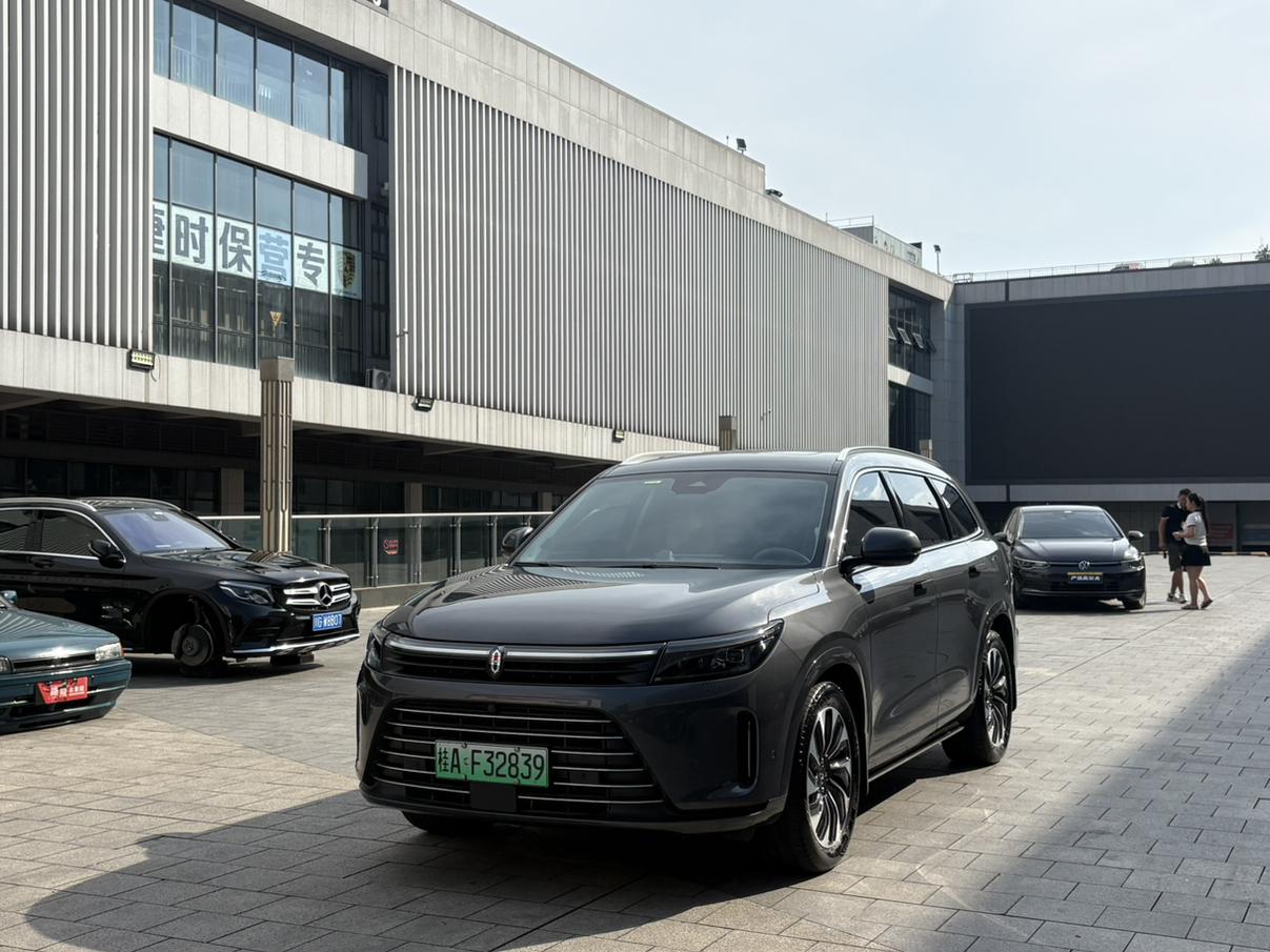 Aito M7 Plus 5-Seat AWD 2023