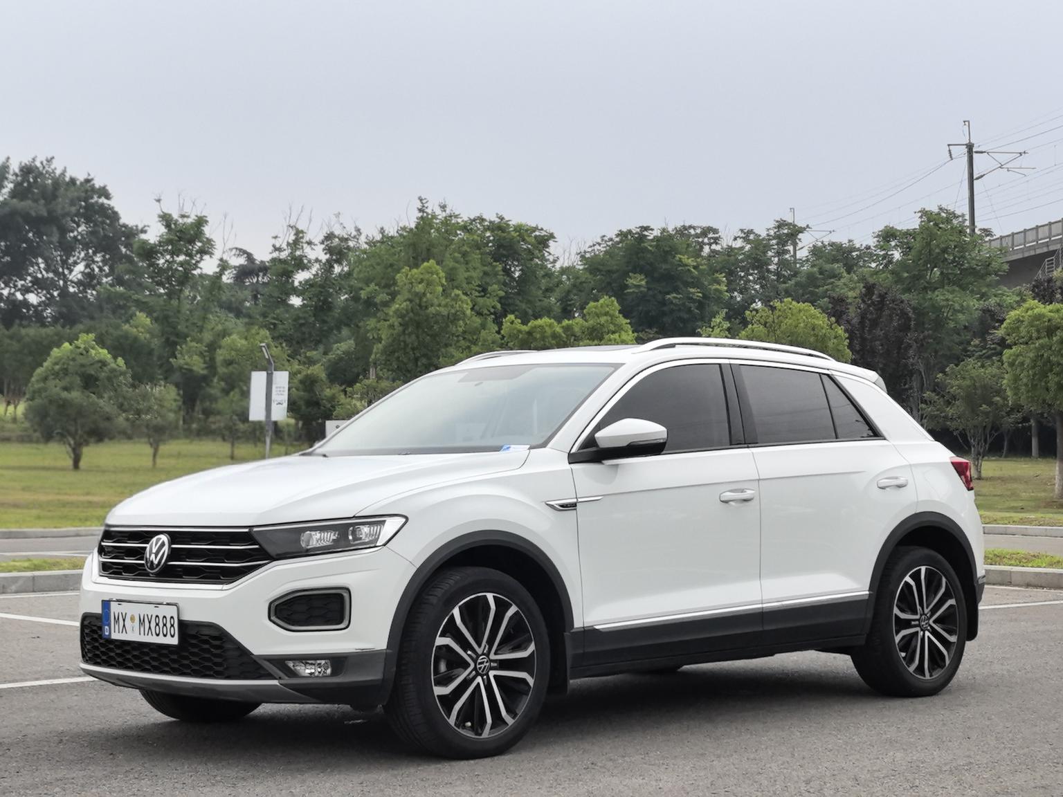 Volkswagen T-ROC 280TSI DSG 2WD Comfort Connect Edition (1.4L) 2021