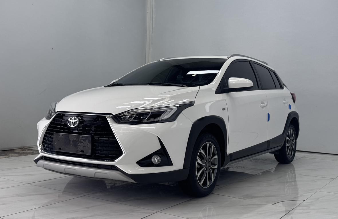 Toyota Yaris-L Premium CVT 2021