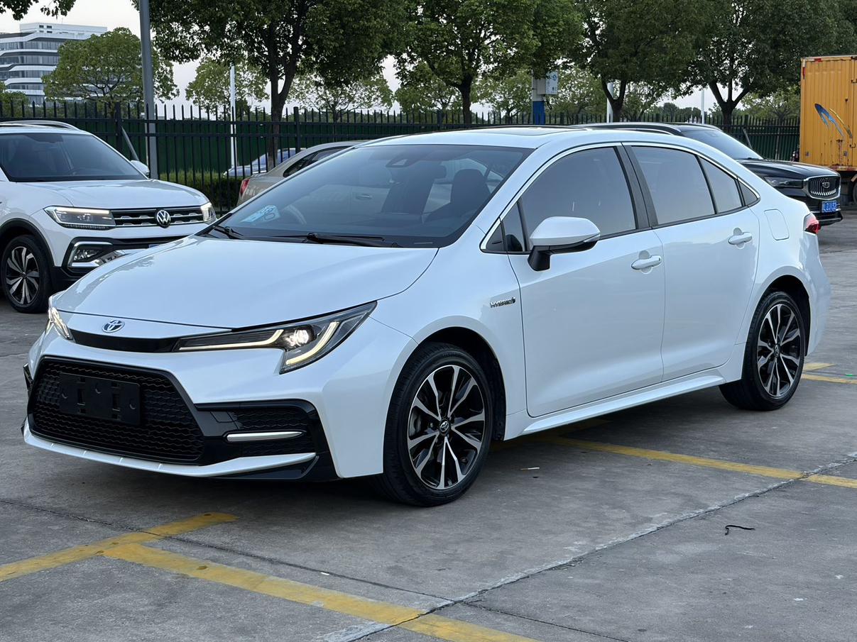 Toyota Levin 1.8H E-CVT Sport 2021