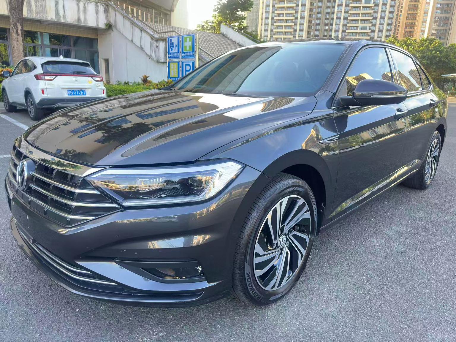 Volkswagen Sagitar 280TSI DSG Beyond (1.4L) 2021