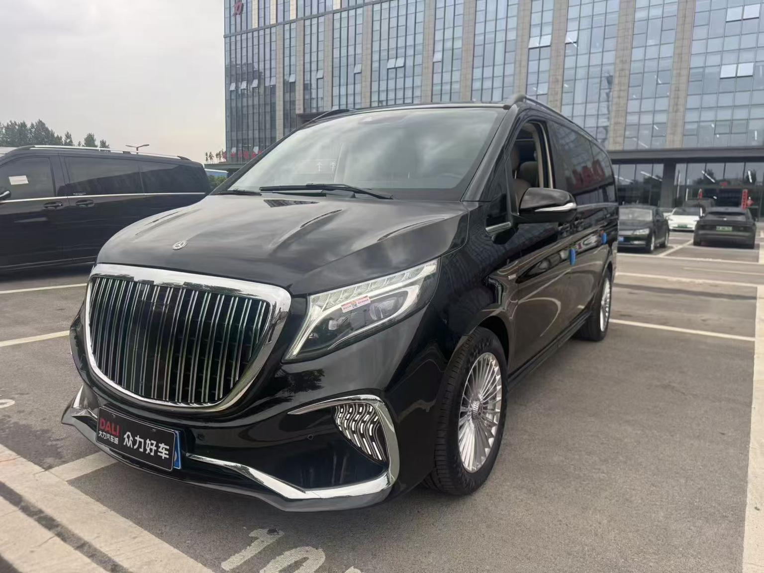 Mercedes V-260 Prestige (2L) 2023