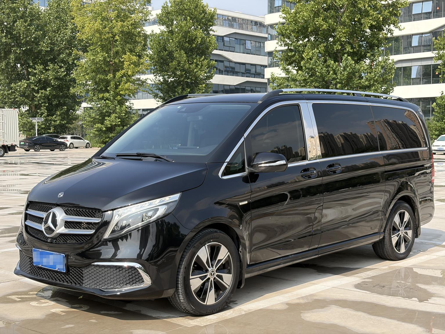 Mercedes V-260 Prestige (2L) 2021