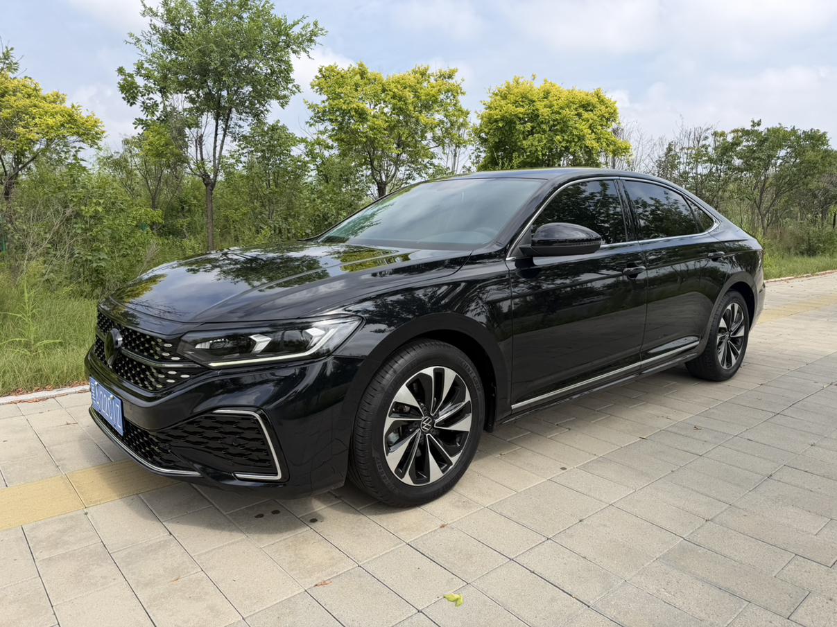 Volkswagen Passat 280TSI Elite (1.4L) 2022