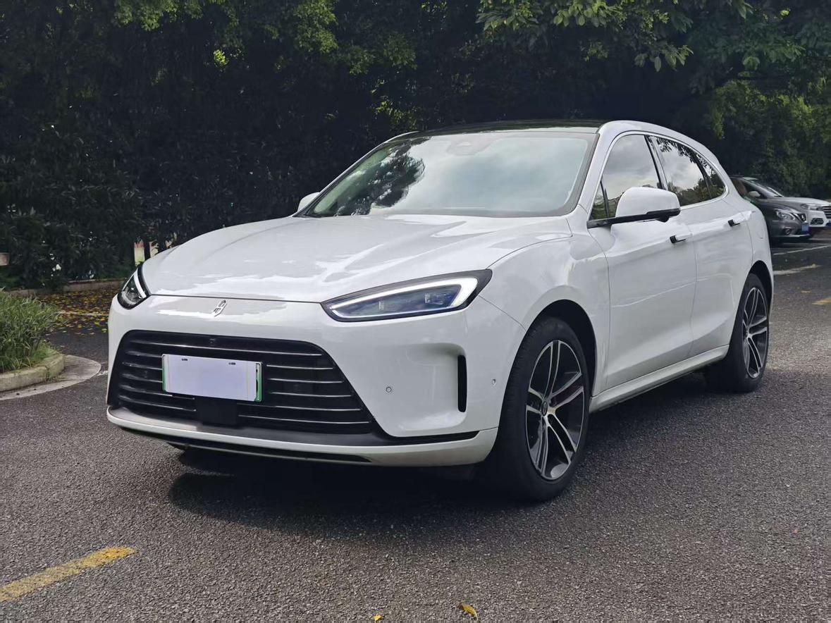 Aito M5 EREV RWD Standard (1.5L) 2024