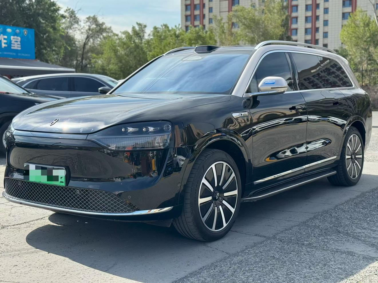 Aito M9 EV Max 6-Seater 2024