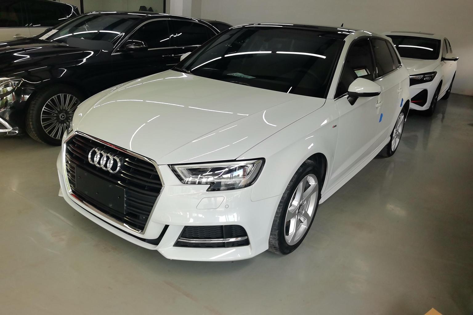 Audi A3 35 TFSI Fashion CN6 (1.4L) 2019