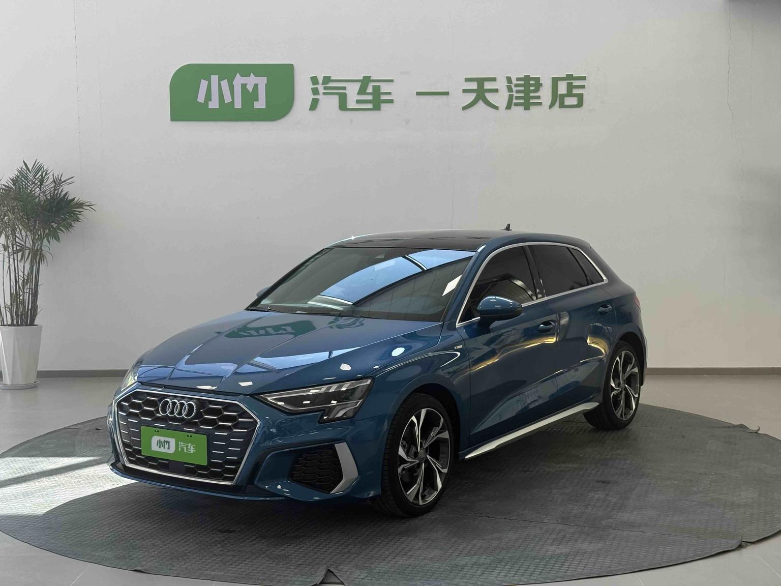 Audi A3 35 TFSI Luxury Sport 2022
