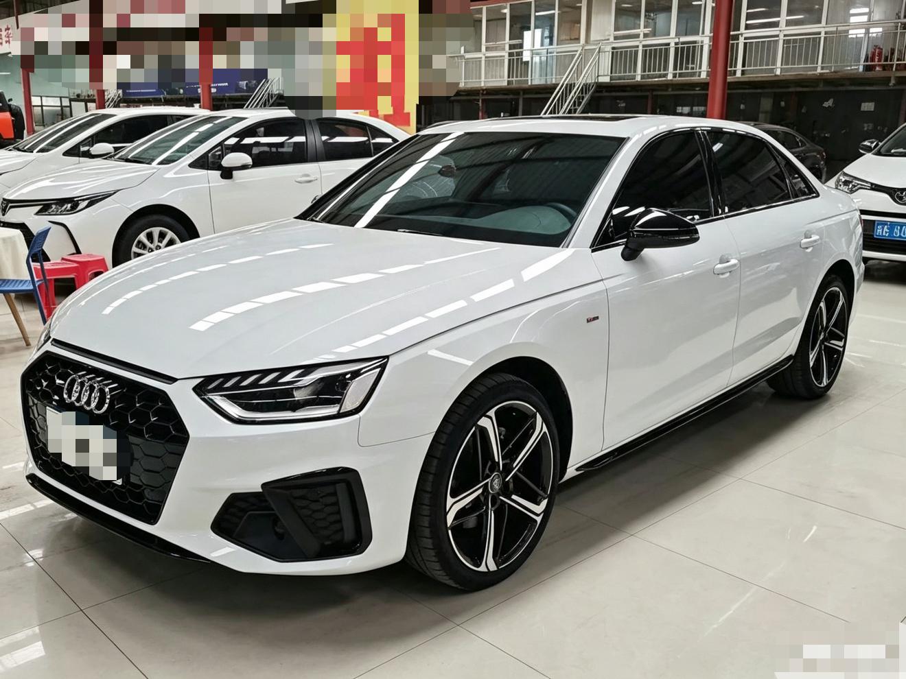 Audi A4L 40 TFSI Luxury Dynamic (2L) 2024