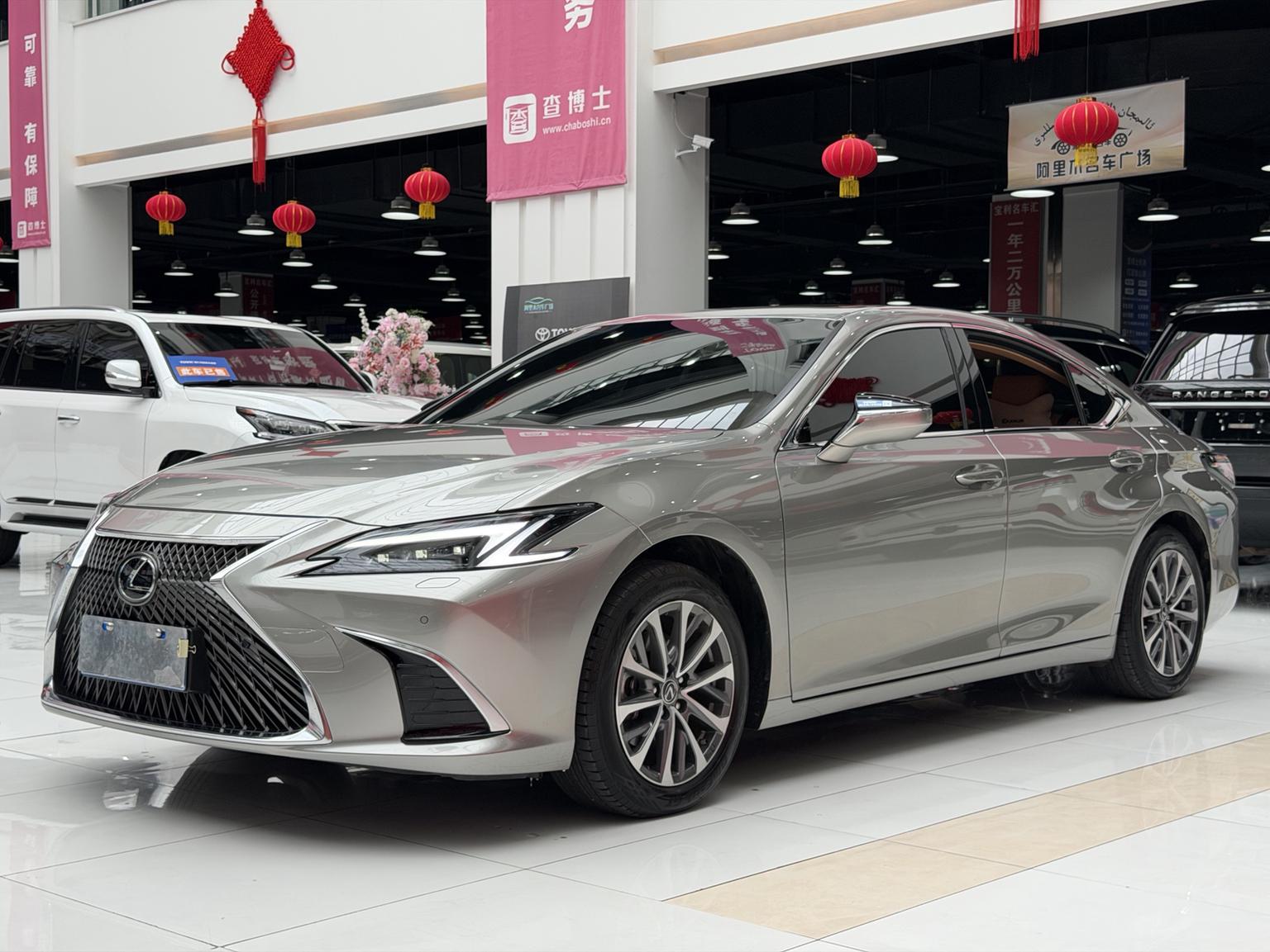 Lexus ES Premium Enjoy (2L) 2025
