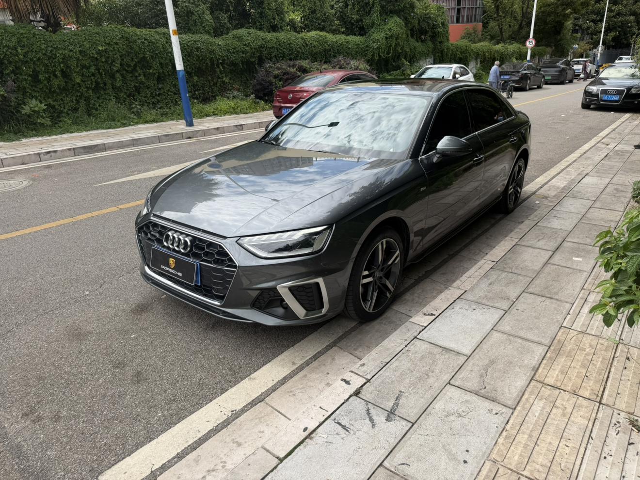 Audi A4L 40 TFSI Quattro Luxury Elegant 2021