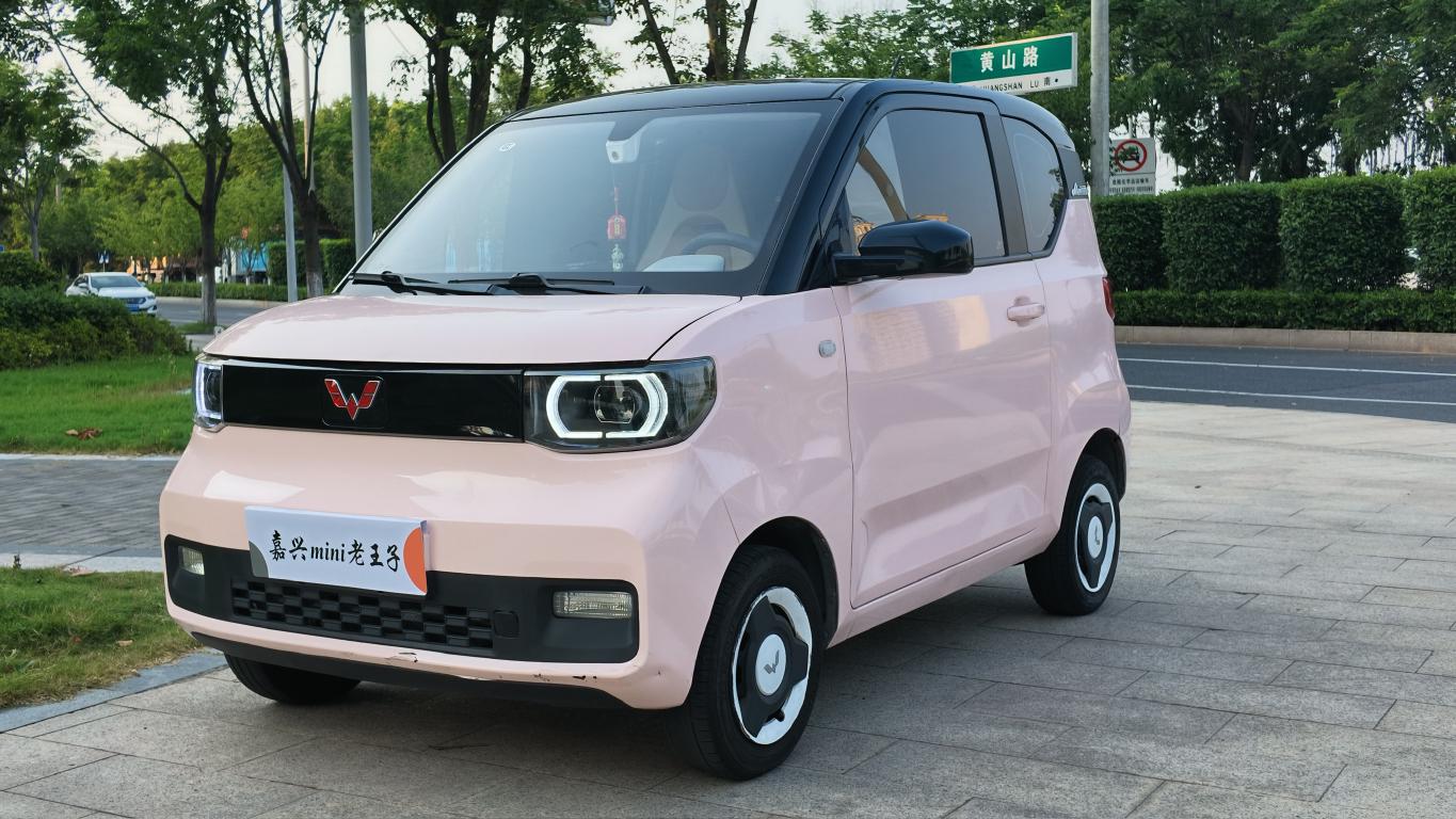 Wuling Miniev Macaron Premium Edition LFP (E6FA) 2021