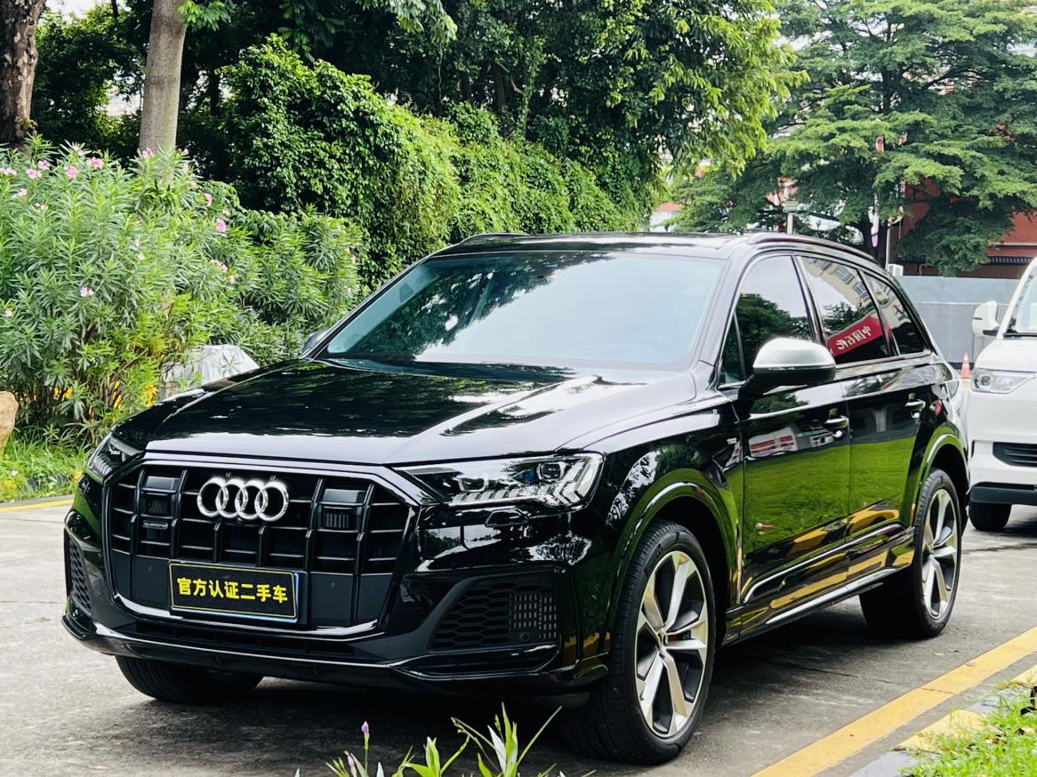 Audi Q7 55 TFSI quattro 2023
