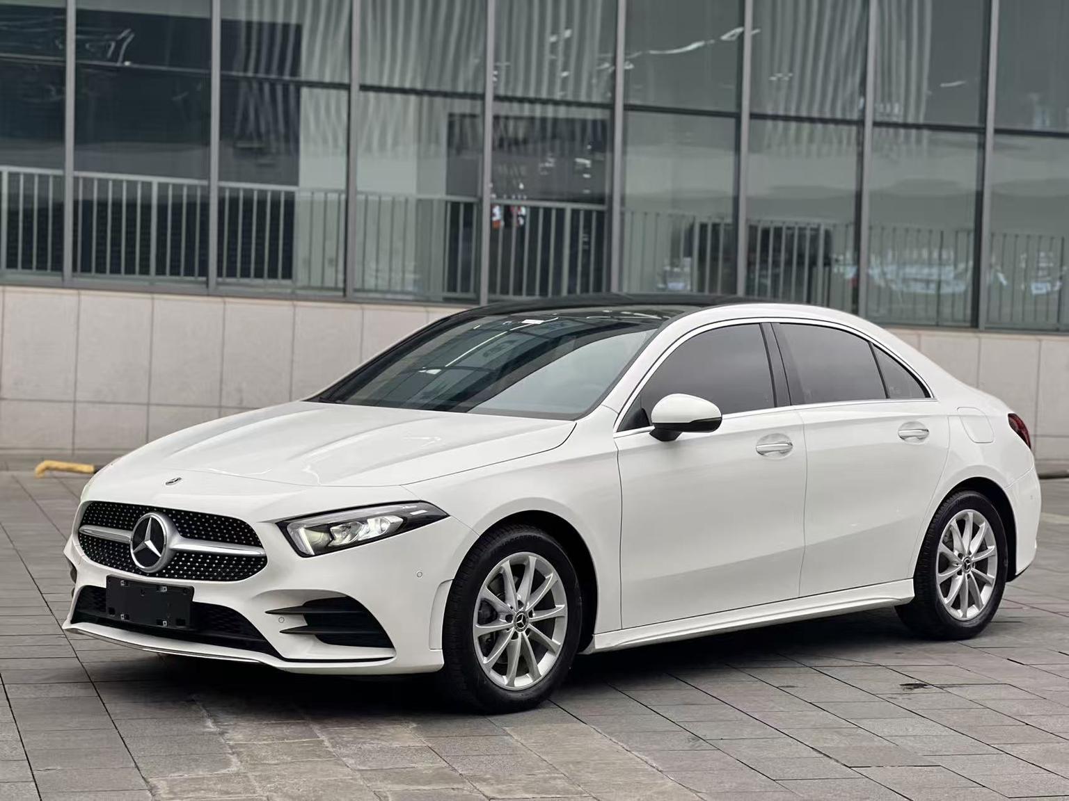 Mercedes Benz Class-A Sport Sedan Fashion (1.3L) 2022