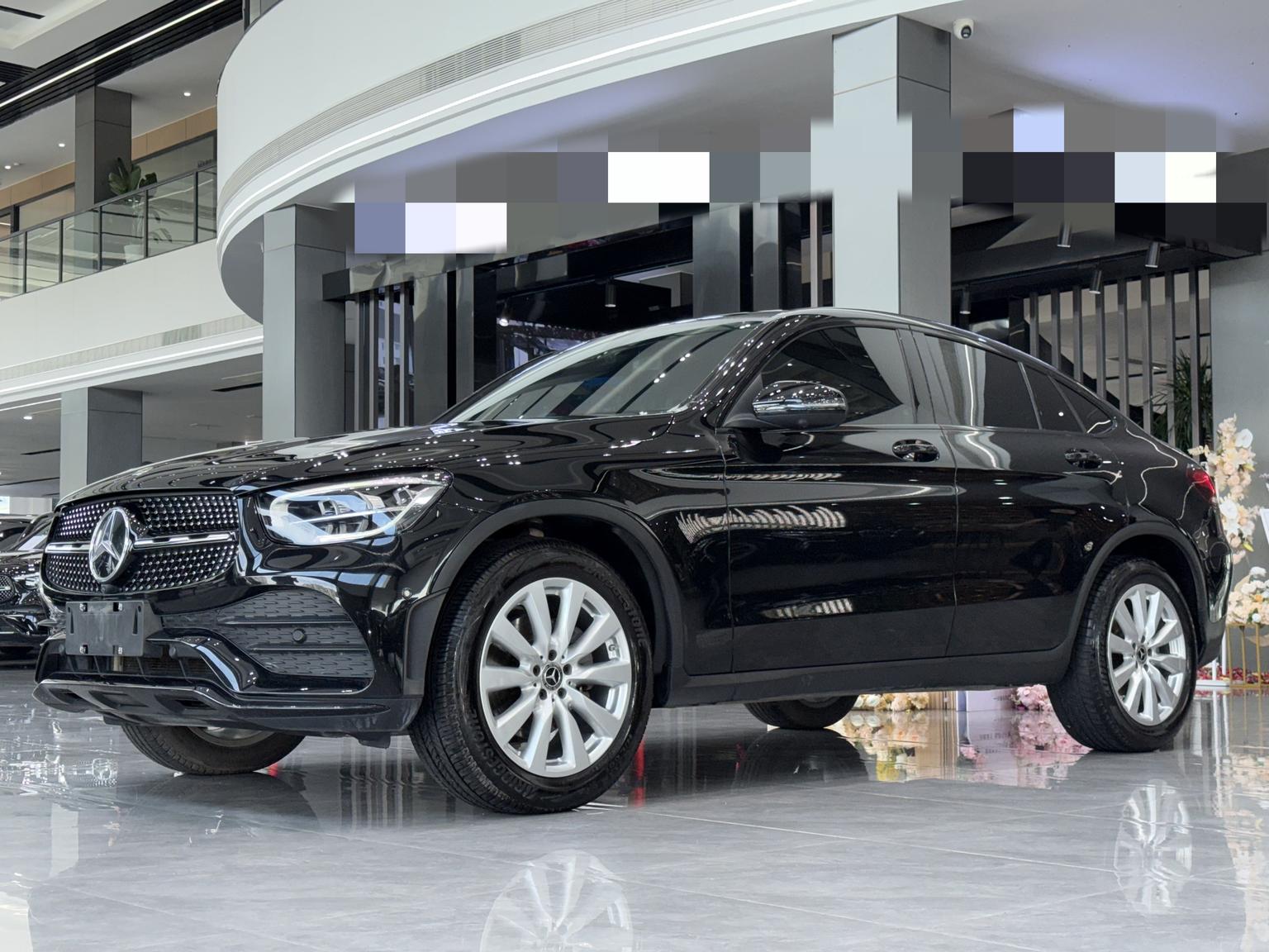 Mercedes GLC 260 4MATIC Coupe SUV (2L) 2021