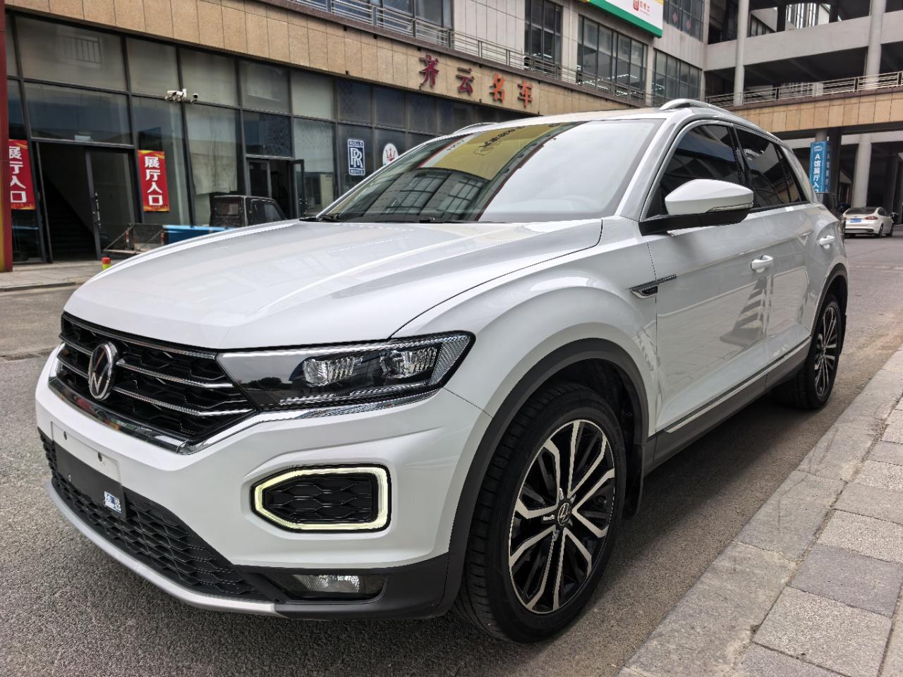 Volkswagen T-ROC 280TSI DSG 2WD Elite Connect 2022