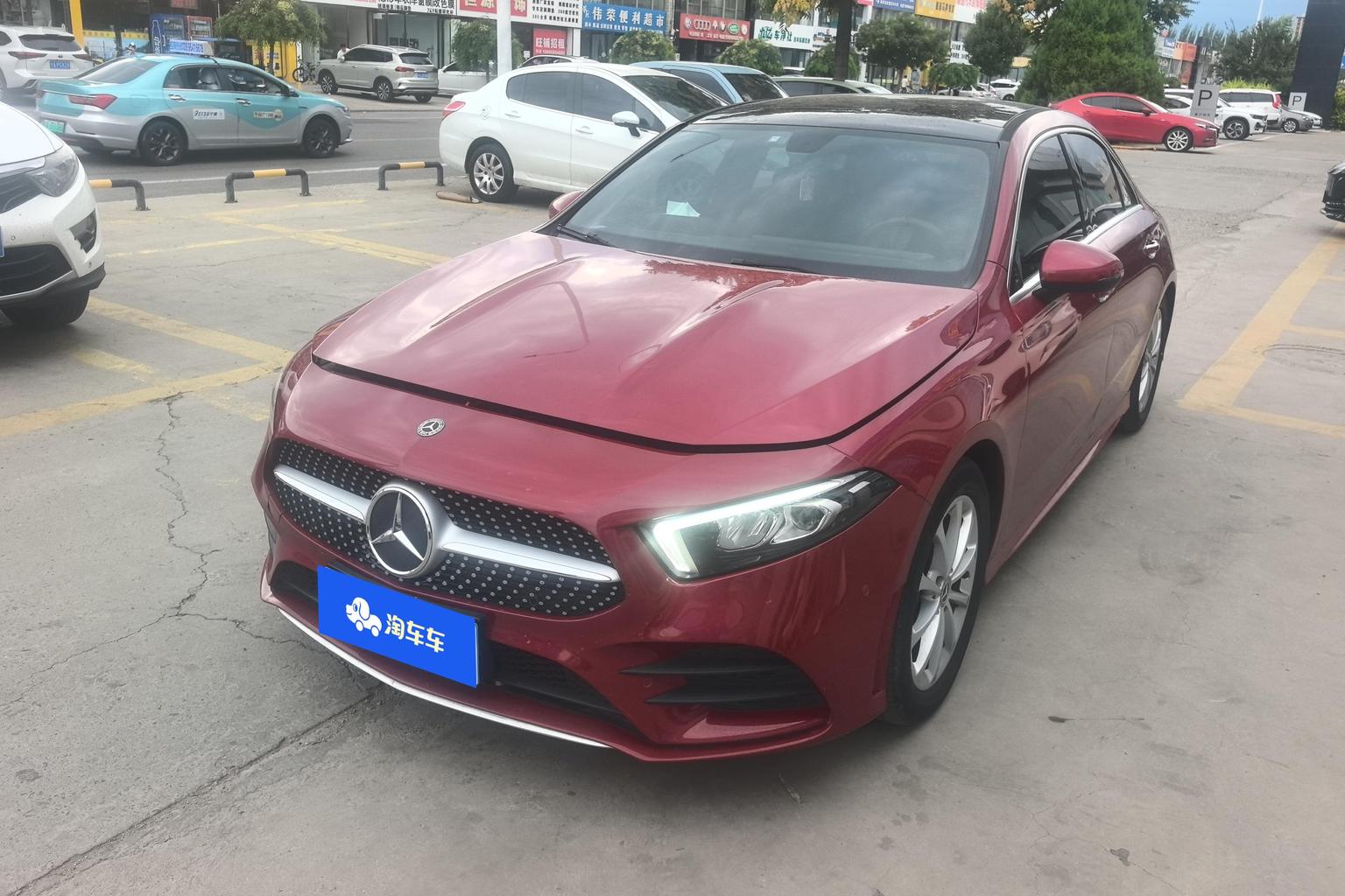 Mercedes Benz Class-A Sport Sedan Dynamic (1.3L) 2020