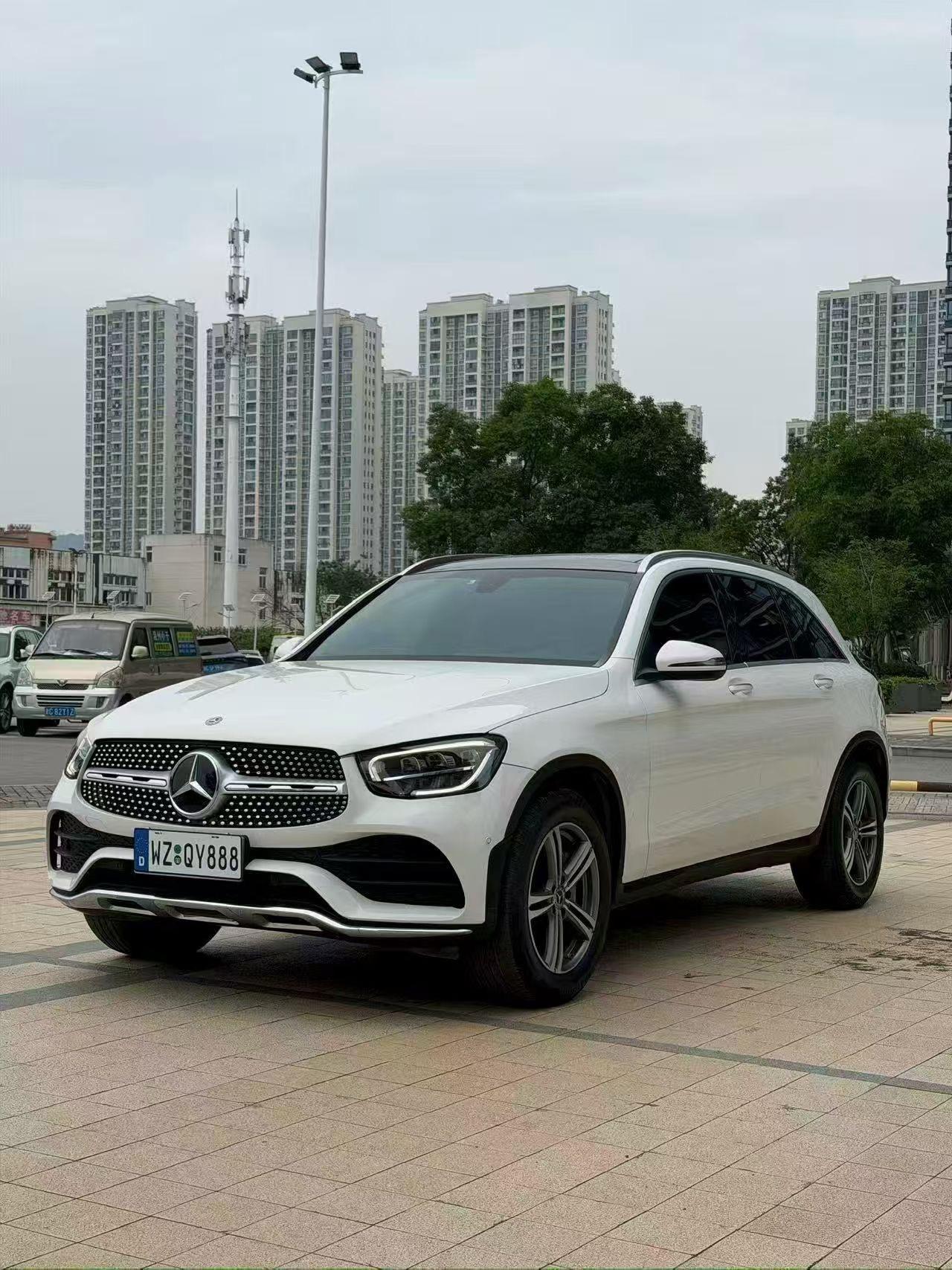 Mercedes GLC 260 L 4MATIC Luxury (2L) 2020