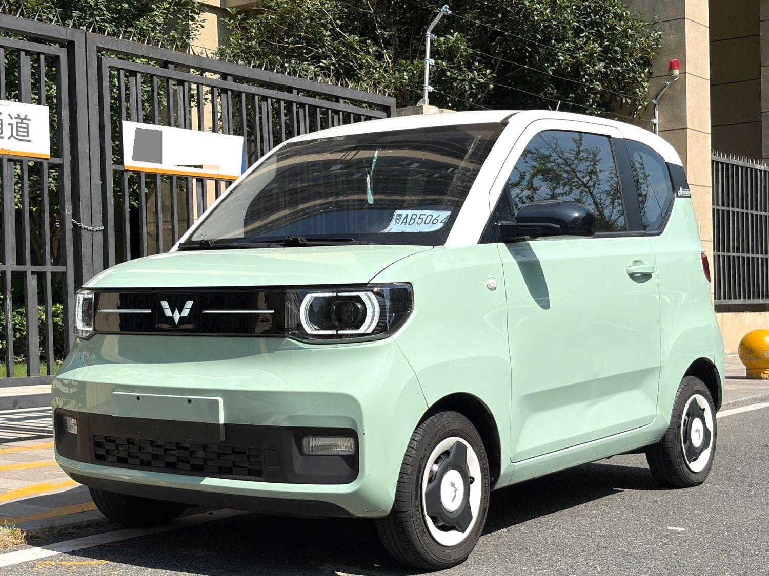 Wuling Miniev Macaron Premium Edition NMC 2021
