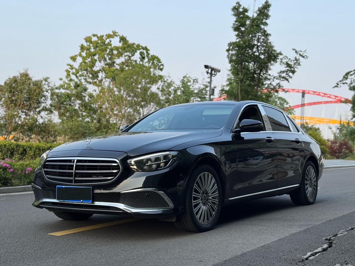 Mercedes Class-E Fashion Sedan (2L) 2021