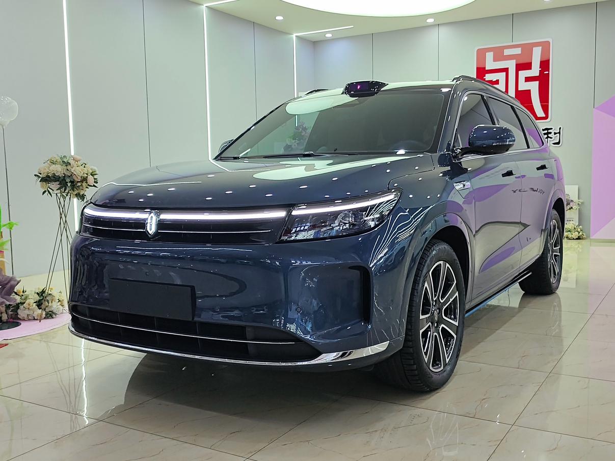 Aito M7 Smart Drive 6-Seat RWD 2024