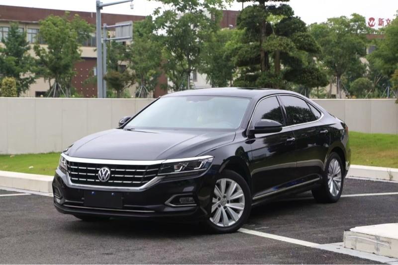 Volkswagen Passat 330TSI Elite CN6 (2L) 2019