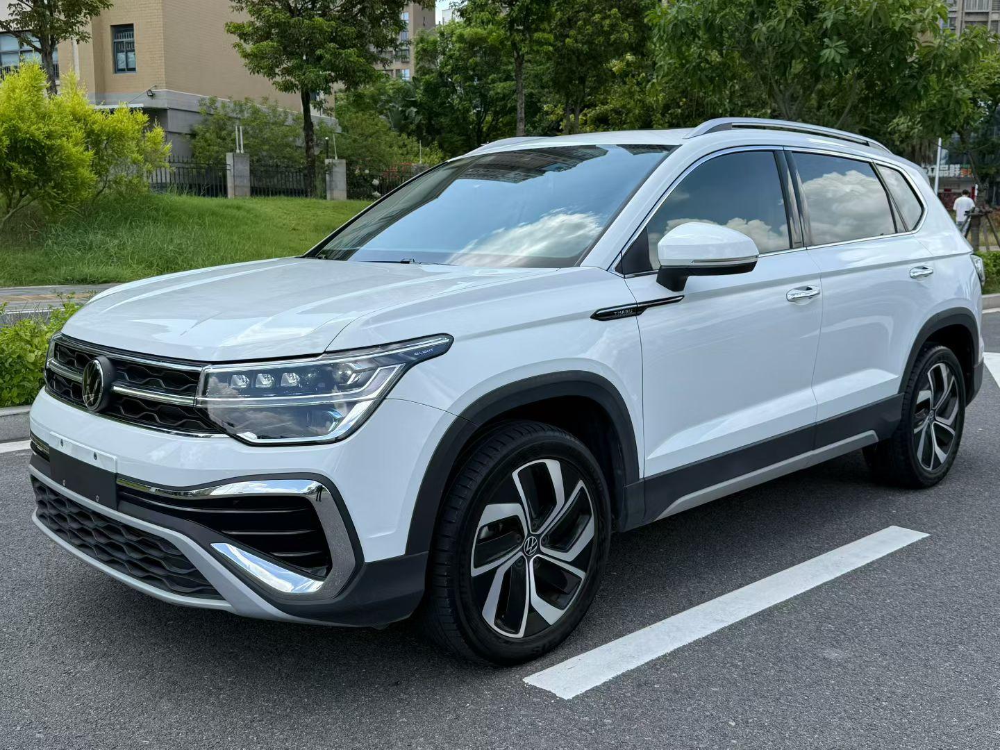 Volkswagen Tharu 300TSI 2WD Full Moon 2024