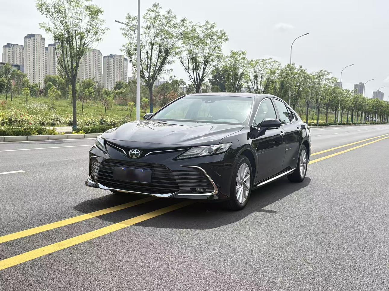 Toyota Camry 2.0G Luxury (2L) 2023