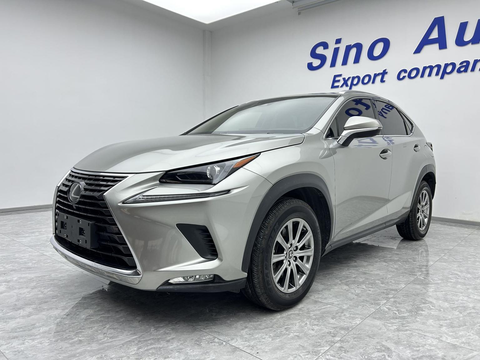 Lexus NX200 AWD Sport CN5 2021