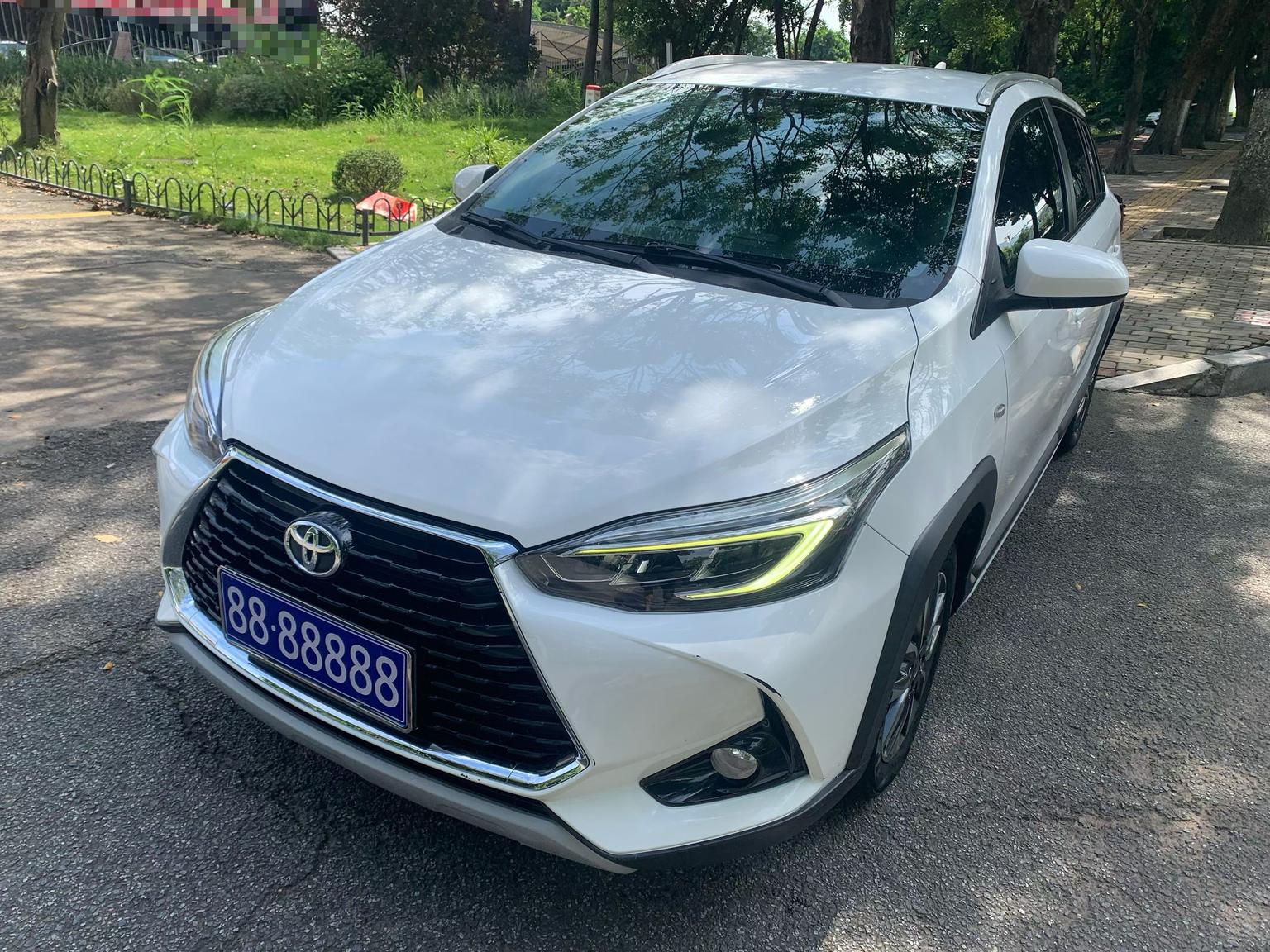 Toyota Yaris-L Luxury CVT 2021