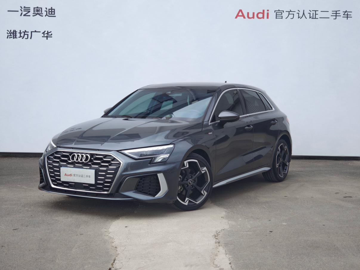 Audi A3 35 TFSI Luxury Sport 2024