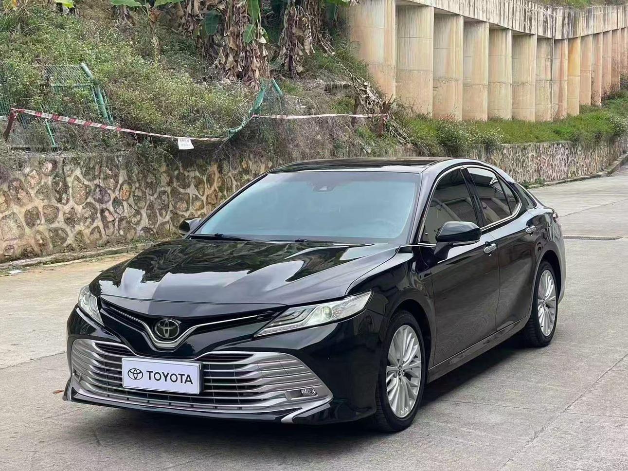 Toyota Camry 2.5G Luxury China VI 2020