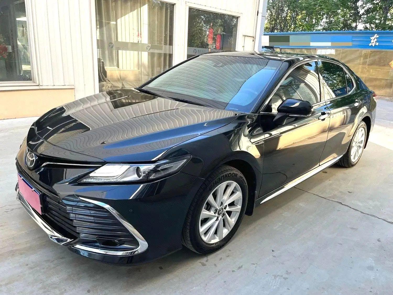 Toyota Camry 2.0G Luxury (2L) 2023