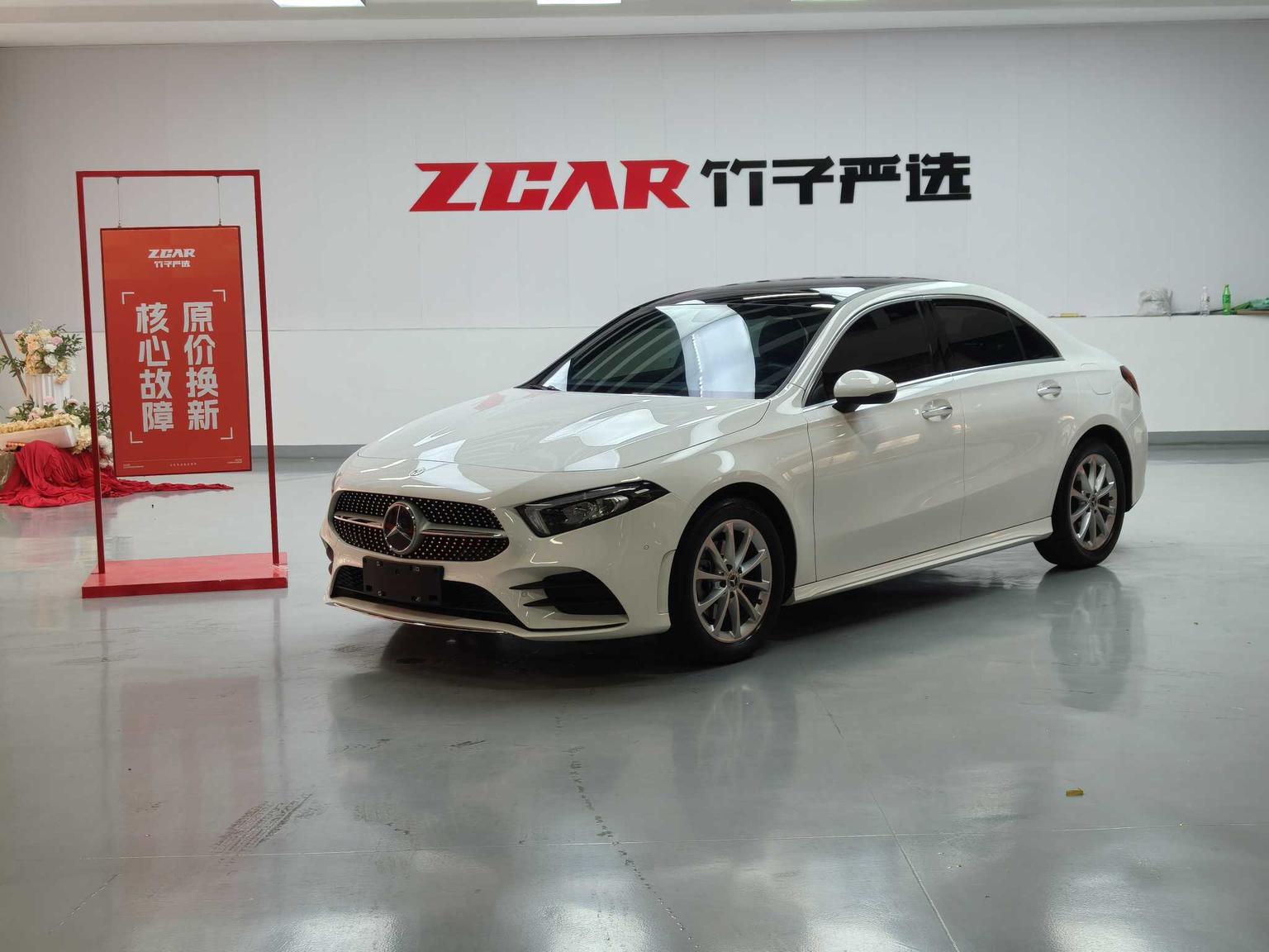 Mercedes Benz Class-A Sport Sedan Fashion (1.3L) 2022