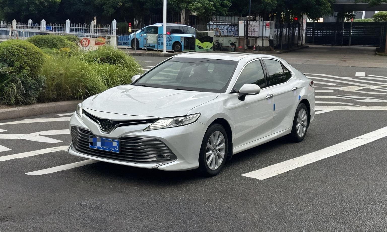 Toyota Camry 2.0G Luxury (2L) 2019